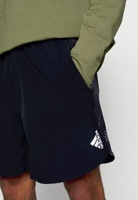 adidas Performance Kurze Sporthose - black/white