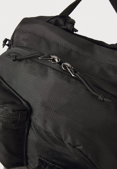 MM6 Maison Margiela TRAIL BLAZER UNISEX - Dnevni ruksak - black