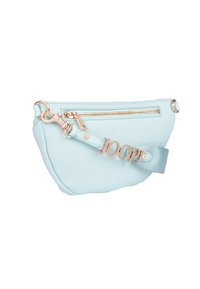Borsa a pochette in pelle azzurro chiaro con una cerniera dorata, dotata di un tag in metallo dorato con la scritta "JOOP!" e una tracolla removibile.