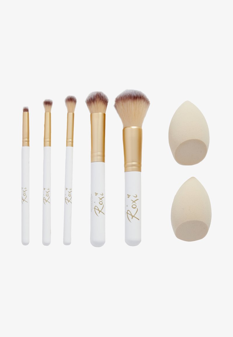 Make Up Revolution Revolution X Roxi All You Need Brush Set Zestaw Pedzli Do Makijazu Zalando Pl Make Up Revolution Revolution X Roxi All You Need Brush Set Zestaw Pedzli Do Makijazu Zalando Pl