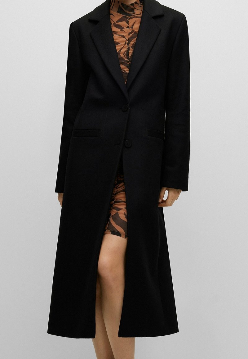 HUGO Mantel - black