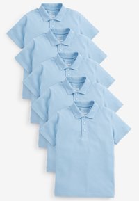 Helle blaue Polohemden in einer Reihe gestapelt. Sie verfügen über einen Kragen, kurze Ärmel und drei Knöpfe auf der Vorderseite. Aus Baumwollmaterial.