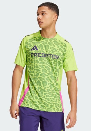 adidas Performance PREDATOR  - Sport T-shirt - semi solar slime