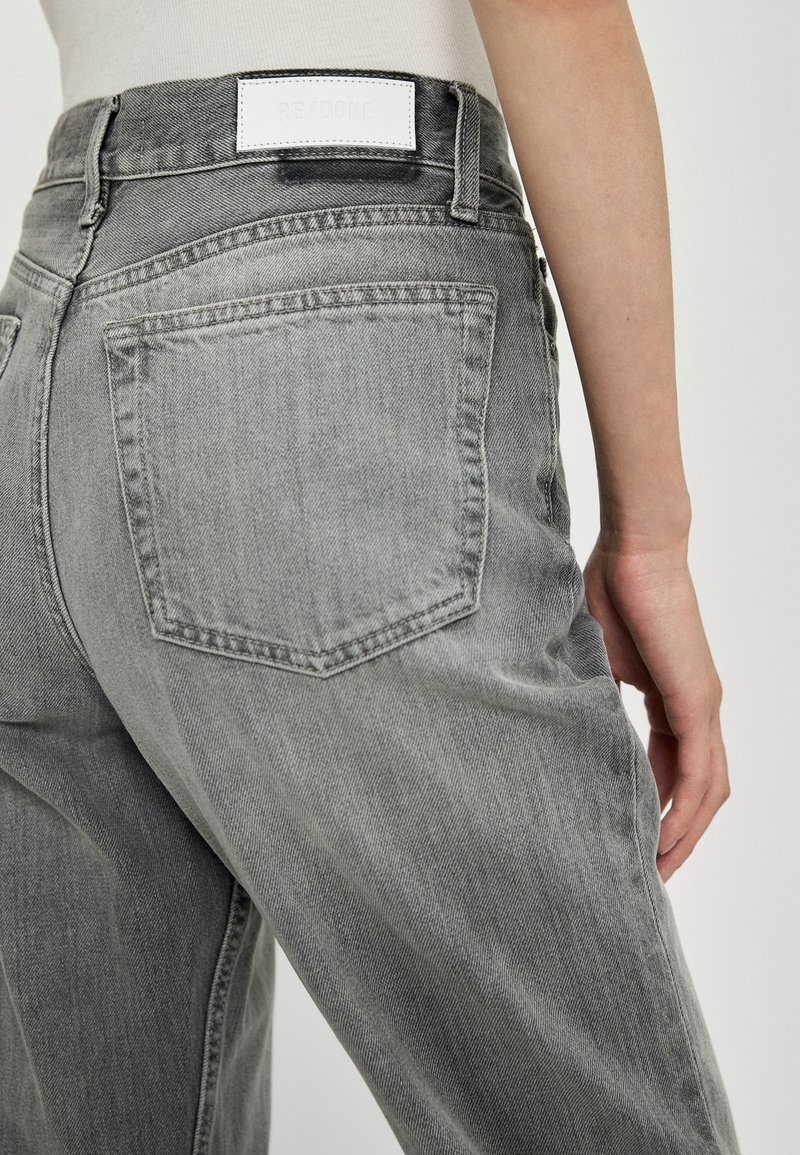 RE/DONE EASY - Jeans a sigaretta - grigio