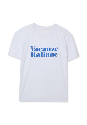 T-shirt in cotone bianco con la scritta "Vacanze Italiane" in caratteri evidenti blu. Maniche corte e scollatura tonda, texture liscia.