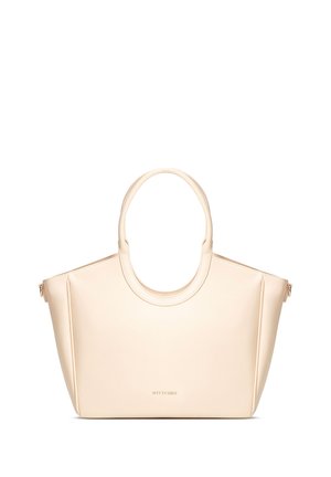 Béžová kožená kabelka s kulatými držadly, prostorným lichoběžníkovým tvarem a decentním logem značky umístěným uprostřed blízko spodní části.