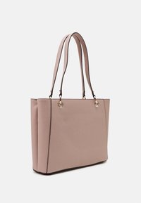 Guess NOELLE TOTE - Rankinė - rosewood
