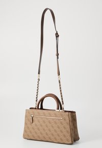 Guess MIETTA SOCIETY SATCHEL - Borsa a mano - latte/brown