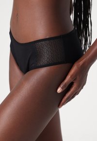 Schiesser Menstruationsundertøj - schwarz