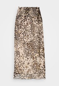Jupe maxi à imprimé léopard avec une taille smockée, en tissu léger et transparent, et un ourlet fluide avec une texture légèrement translucide.