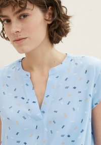 TOM TAILOR Bluse - blue multicolor minimal