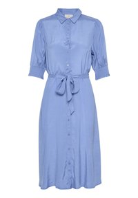 Robe chemise en satin bleu clair, dotée de manches bouffantes courtes, d'une taille cintrée avec une ceinture en tissu et d'un ourlet au genou.