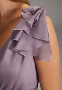 Swing SWING - Robe de jour - lilac