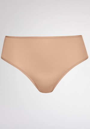 Bas de bikini taille haute beige en tissu lisse et extensible. Présente un design sans coutures et une large taille pour plus de confort.