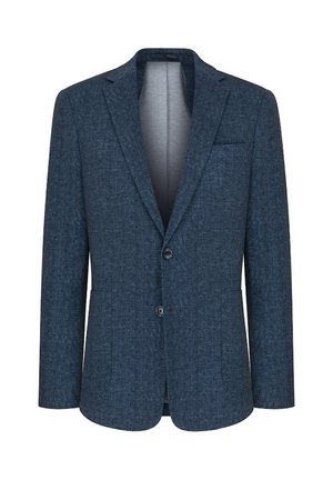 Granatowy męski blezer z klapami z wycięciem, dwoma guzikami z przodu, jedną kieszenią na piersi i dwiema dolnymi kieszeniami z przodu, prezentowany na białym tle.