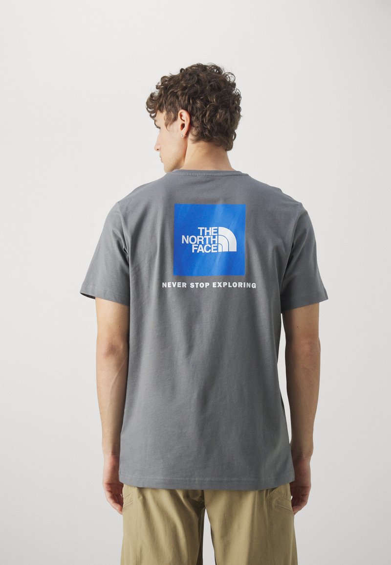 The North Face M SS BOX NSE TEE - Apdrukāts T-krekls - smoked pearl