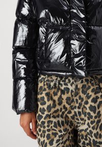 Noisy May Vinterkappa /-rock - black