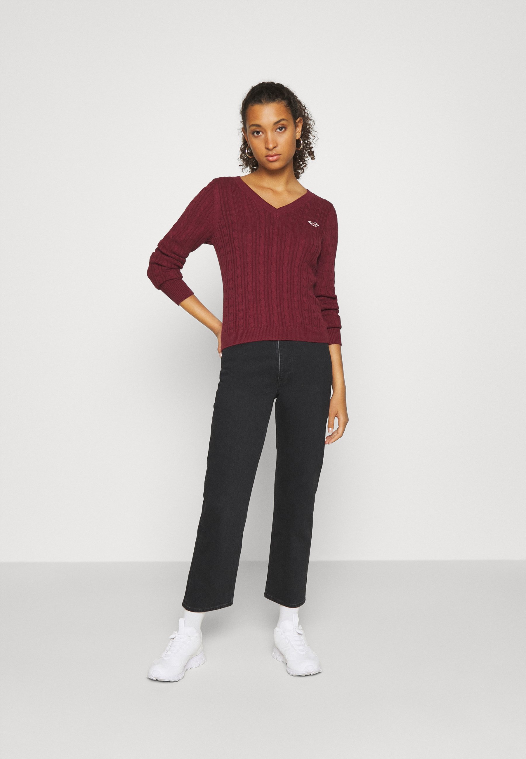 Hollister Co. CABLE ICON VNECK Trui burgbordeauxrood Hollister Co. CABLE ICON VNECK Trui burgbordeauxrood