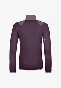 Unselected, dark wild berry