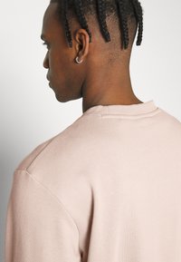 HUGO DURAGOL - Melegítőfelső - medium beige