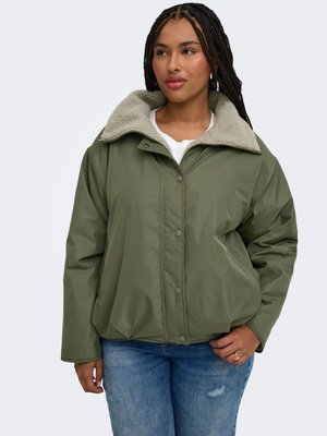 ONLY Carmakoma JACKET CARSIF JACKET - Chaqueta de invierno - khaki