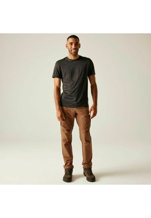 Regatta, REGATTA QUESTRA CARGO TROUSERS - Outdoor trousers - brown
