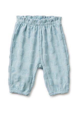 Lichtblauwe babybroek met elastische tailleband en boorden, voorzien van verhoogde, getextureerde wolkenpatronen over de hele stof.