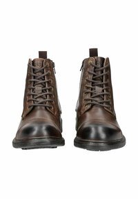 Botas de animales de cuero marrón de tobillo con punta redonda, diseño de cordones, ojales dorados y cremallera lateral. Superficie texturizada con puntera reforzada.