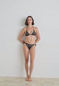 Thumbnail Image 2