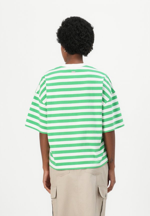 ABBY - Print T-shirt4