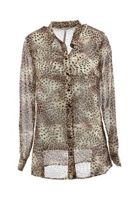 Blusa in tessuto trasparente con stampa leopardata, dotata di una chiusura frontale con bottoni, colletto, maniche lunghe e una vestibilità ampia con fessure laterali.