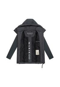Zwarte puffer jacket met een capuchon, voorzien van een rits aan de voorkant, twee buitenzakken, interne opbergmogelijkheden en logo-details. Zachte, gewatteerde textuur.