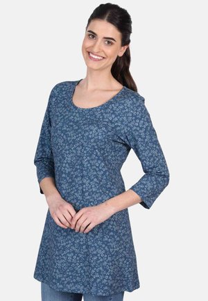 Blaue Blumentunika mit drei Viertel-Ärmeln und rundem Halsausschnitt. Hergestellt aus weichem Stoff, hat sie eine lockere Passform und einen geraden Saum.