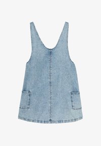 Sélectionné, jean clair