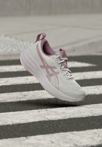 Επιλέχθηκε, white/taro purple