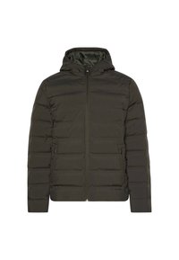 Chaqueta acolchada de color verde oscuro con capucha, cremallera frontal y bolsillos laterales. El diseño presenta secciones acolchadas horizontales y una textura suave.