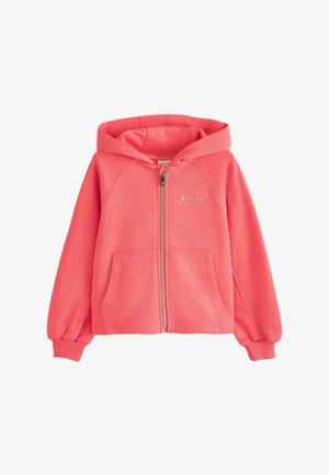 Koralų rožinės spalvos gobtuvu užsegama džemperis su kišenėmis priekyje, ribotomis rankogaliais ir mažu „Baker by Ted Baker“ logotipu kairėje krūtinės pusėje, pateiktas baltame fone.