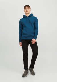 Jack & Jones JJESTAR BASIC HOOD - Felpa con cappuccio - sailor blue