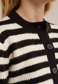 WE Fashion Kofta - black