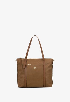 Borsa a tracolla marrone con superficie texturizzata, due manici, una tasca con zip frontale e un accento in oro con logo.