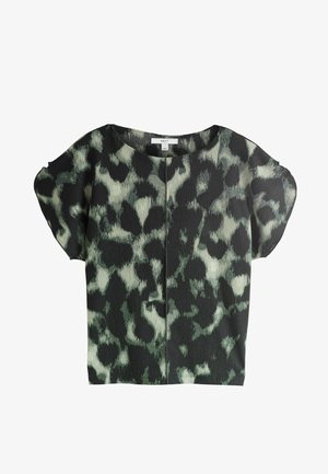 Top à manches courtes avec un motif léopard noir et vert, présentant un col rond et un tissu doux et texturé.