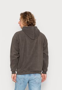Redefined Rebel JAGGER UNISEX różowy melanż