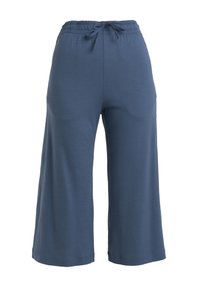 Ei valittu, MEDIUM BLUE