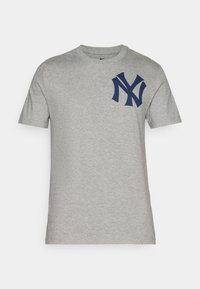 MLB NEW YORK YANKEES COOPERSTOWN LARGE LOGO HIT TEE - Klubové oblečení - dark grey heather