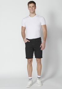 Koroshi BERMUDA STRETCH REGULAR COLORS BERMUDA STRET - Jeansshorts - black