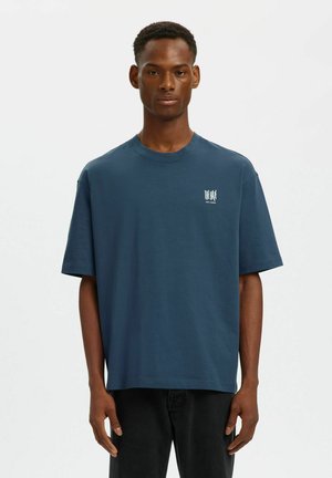 SLHRELAXARI GRAPHIC TEE - Majica kratkih rukava s printom - key largo