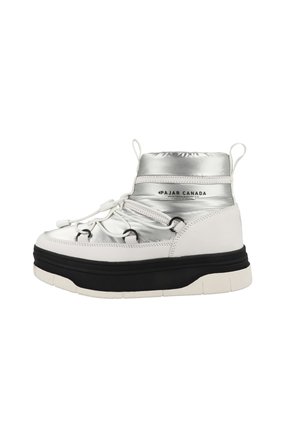 Winter boots - silver-white