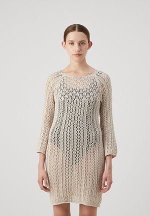 ONLY ONLNOLA 3/4 DRESS - Vestido de tubo - feather gray