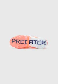 adidas Performance PREDATOR ELITE UNISEX - Fotbollsskor till hårt underlag - signal coral/white/beam orange