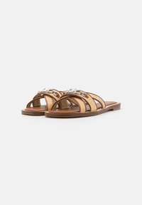 MICHAEL Michael Kors TIFFANIE FLAT SLIDE - Platt slip-in - naturel/luggage
